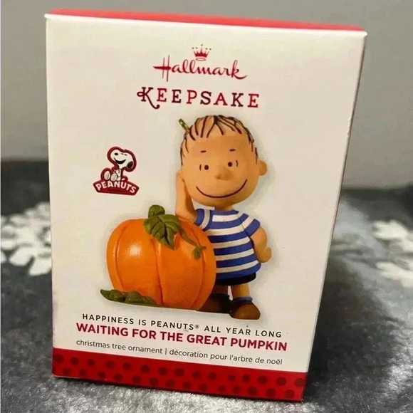 Hallmark NEW “Waiting for the Great Pumpkin” Peanuts All Year Christmas Ornament - Picture 1 of 11